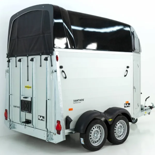 Humbaur Pferdeanhänger XANTHOS 2400|schwarz|Sattelkammer